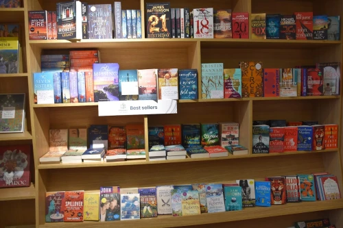 Bloom Books  literary casablanca -  books rental - books for rent in casablanca - RENTS.ma