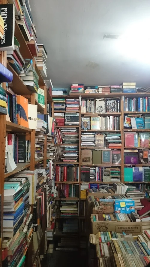 The English Bookshop rabat - books for rent in rabat - RENTS.ma