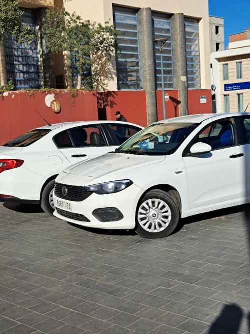 Rent cars - Car rental agency in Dakhla - cars for rent in dakhla - RENTS.ma