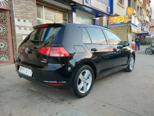 Araba location - Location des voitures des luxe Sale - cars for rent in sale - RENTS.ma