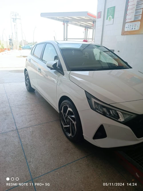 Location de Voiture – Hyundai i20 Automatique - cars for rent in taroudant - RENTS.ma