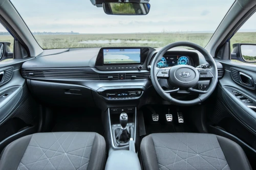 Hyundai Bayon Automatic for Rent in Agadir – 400 DH/day - cars for rent in agadir - RENTS.ma