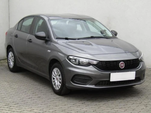 Location de Fiat Tipo à Agadir – 250 DH/jour - cars for rent in agadir - RENTS.ma