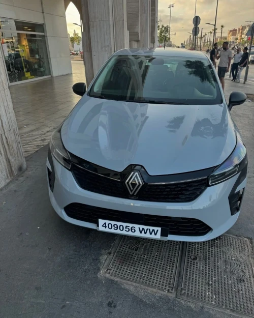 Renault Clio 4 2025 for Rent in Marrakech – Only 300 DH/Day - cars for rent in marrakech - RENTS.ma