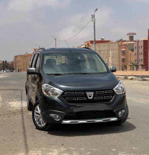 Dacia Lodgy for Rent in Ouarzazate - cars for rent in ouarzazate - RENTS.ma