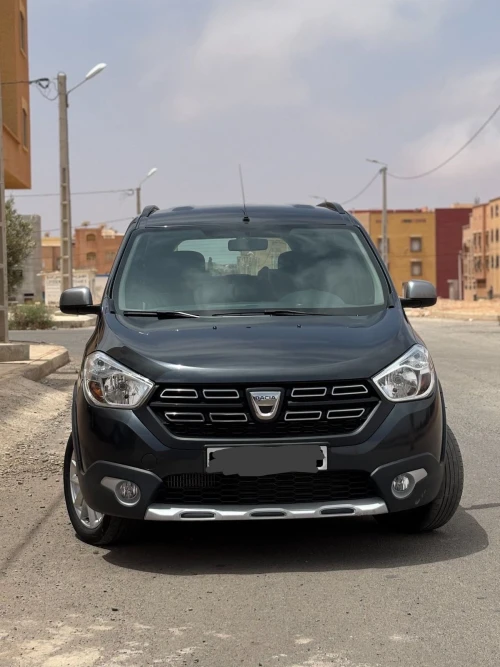 Dacia Lodgy for Rent in Ouarzazate - cars for rent in ouarzazate - RENTS.ma