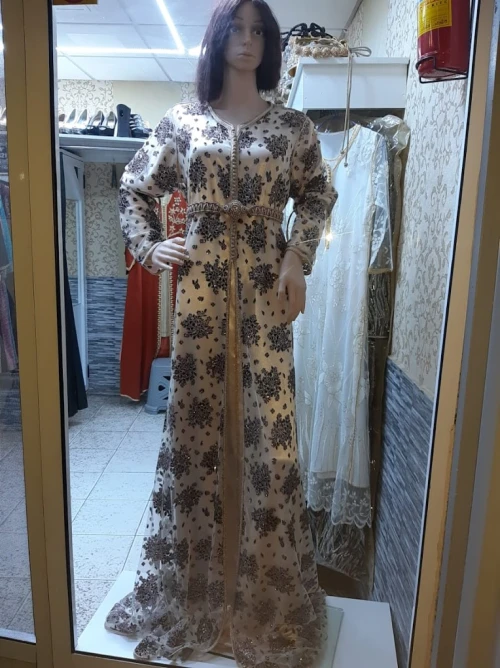 Caftan chahinaze - Caftan rental agadir - clothes for rent in agadir - RENTS.ma