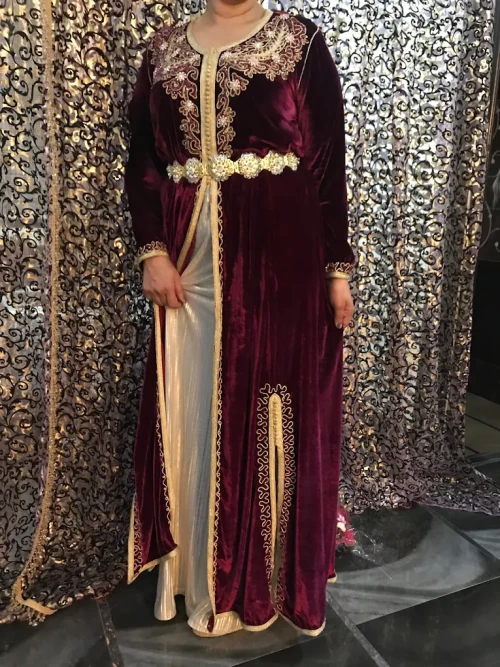 👗 Location Caftan Maroc – Louez votre élégance partout au Royaume - clothes for rent in casablanca - RENTS.ma