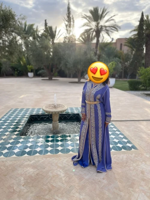 Location Caftan Marrakech – Élégance & Tradition au Cœur de la Ville Rouge - clothes for rent in marrakech - RENTS.ma