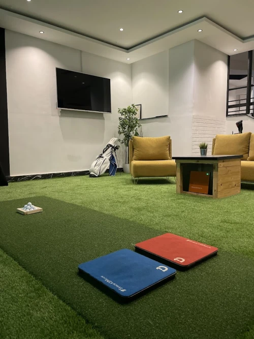 G-Spot Golf Beldi - Indoor golf course - golf for rent in marrakech - RENTS.ma