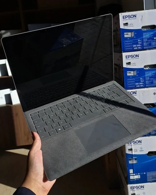 LOCATION DE PC HP ELITEBOOK 840 G6 I5 8EME 16GO 256SSD 14" - laptops for rent in marrakech - RENTS.ma