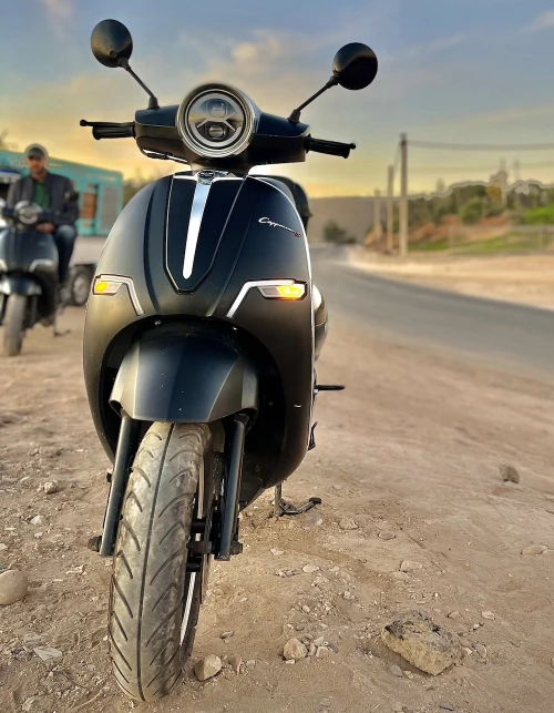 Rent an 80cc Surf Scooter in Taghazout - motorcycles for rent in taghazout - RENTS.ma