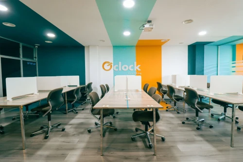 Poste en Espace Partagé – O’Clock Coworking Agadir - offices for rent in agadir - RENTS.ma