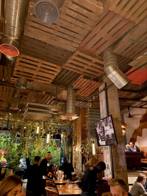 La Palette Restaurant Marrakech - book restaurant in casablanca - RENTS.ma