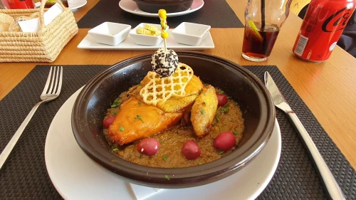 🍷 Restaurant Gueliz – Modern Dining with Soul at Nola By Ari ✨🎷 - book restaurant in marrakech - RENTS.ma