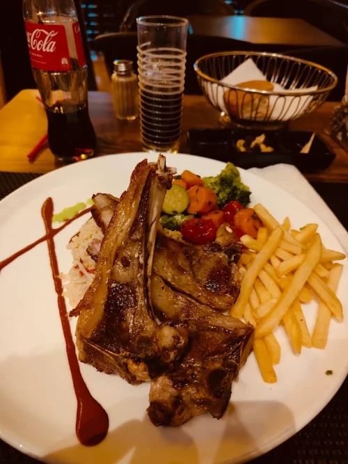☀️ Restaurant Ouarzazate – Dine with Desert Charm at The Full Sun 🌵🍽️ - book restaurant in ouarzazate - RENTS.ma