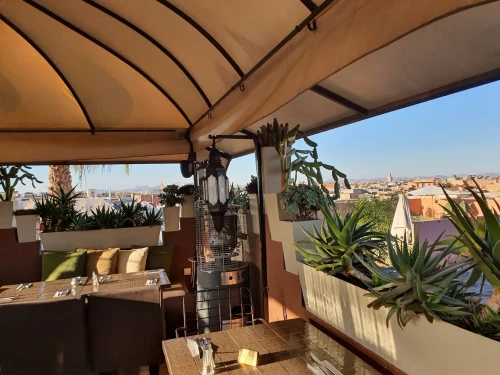 Rooftop Restaurant Marrakech – Elegant Dining at Un Déjeuner à Marrakech 🍴 - book restaurant in marrakech - RENTS.ma