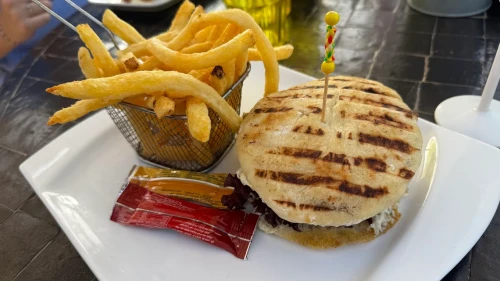 🌴 Restaurant Bouznika – Dine by the Sea at Eden Island Beach Club 🌊🍽️ - book restaurant in casablanca - RENTS.ma