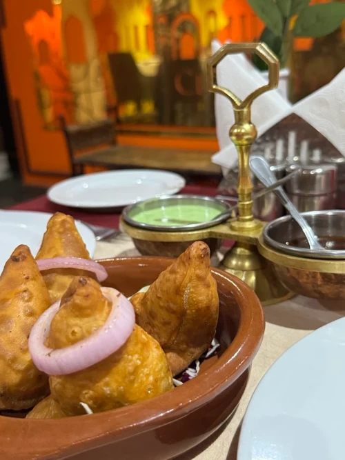 🏺 Restaurant Marrakech Traditionnel – Saveurs Authentiques au Clay Oven Marrakech - book restaurant in marrakech - RENTS.ma