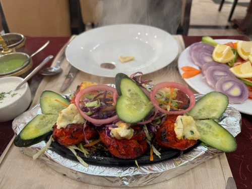 🏺 Restaurant Marrakech Traditionnel – Saveurs Authentiques au Clay Oven Marrakech - book restaurant in marrakech - RENTS.ma