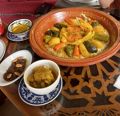 Restaurant Marocain Casablanca – Saveurs Authentiques au Cuistot Traditionnel - book restaurant in casablanca - RENTS.ma
