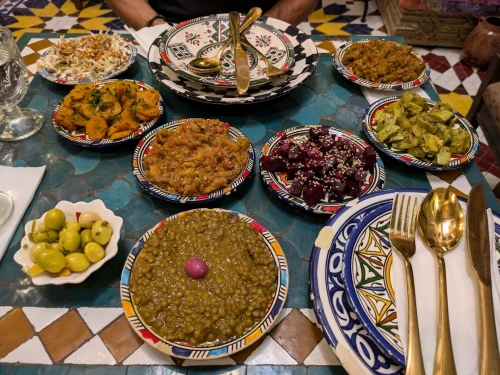 Best Restaurants in Fes – Dine Above the Medina at Palais Fès Yahya Rooftop - book restaurant in fes - RENTS.ma