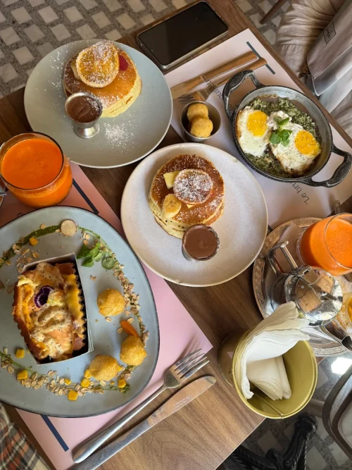 Le Duo Café Restaurant – A Cozy Spot for Food Lovers in Morocco - book restaurant in casablanca - RENTS.ma
