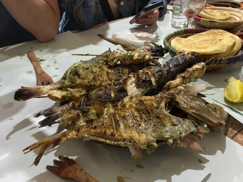 🐟 Restaurant Saveur de Poisson – Fresh Seafood Delights in Tangier - book restaurant in tangier - RENTS.ma
