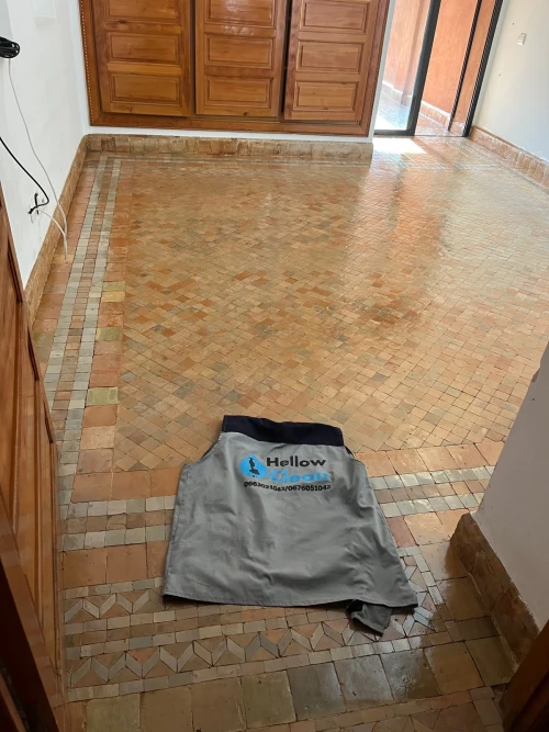 Nettoyage, Décapage et Traitement Bejjmate avec Protection Marrakech - hire a professional in marrakech - RENTS.ma