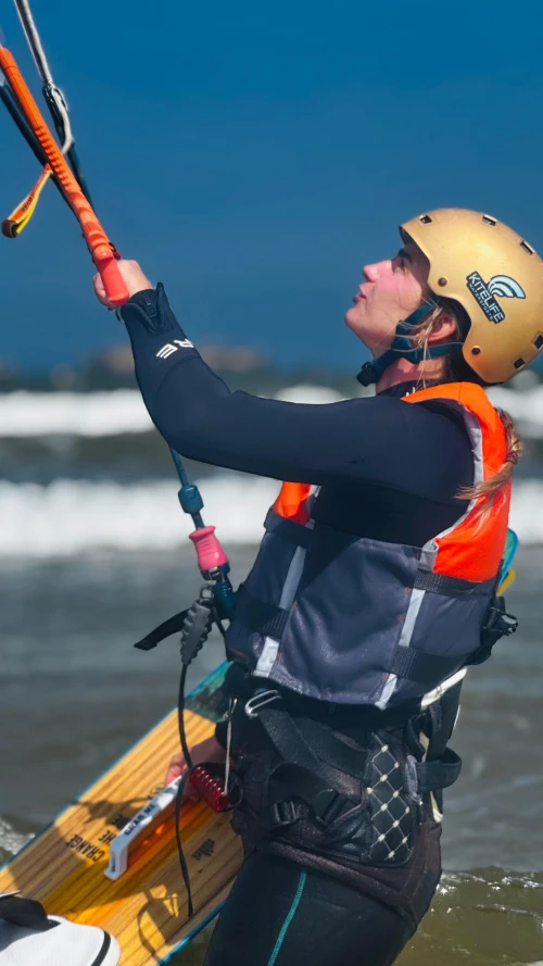 Kitesurfing course in Essaouira 🪁 | lessons, surfing, wingfoil - surf for rent in essaouira - RENTS.ma