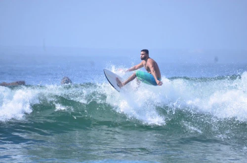 Surf lessons in Agadir - surf for rent in agadir - RENTS.ma