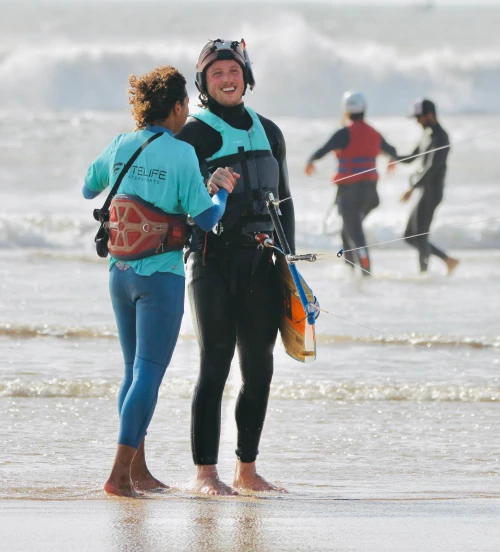 Kitesurfing course in Essaouira 🪁 | lessons, surfing, wingfoil - surf for rent in essaouira - RENTS.ma