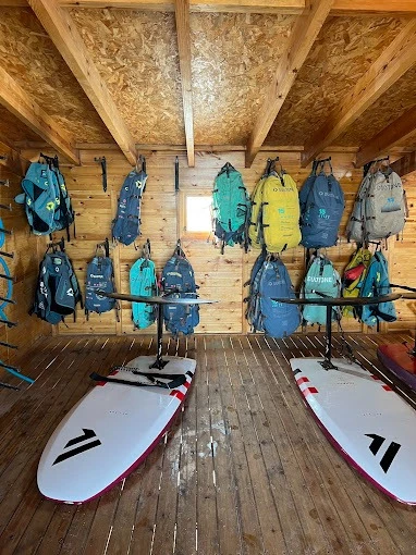 Océan Vagabond Dakhla  – Kitesurf, Surf & Wingfoil - surf for rent in dakhla - RENTS.ma