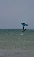 Océan Vagabond Dakhla  – Kitesurf, Surf & Wingfoil - surf for rent in dakhla - RENTS.ma