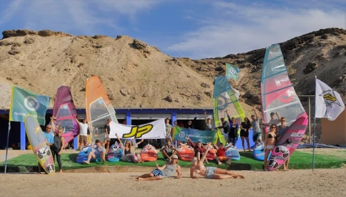 Freak Surf Dakhla Attitude – Surf & Kitesurf Paradise - surf for rent in dakhla - RENTS.ma