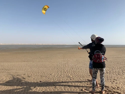 White Dune Kiting – Kitesurf School in Dakhla - surf for rent in dakhla - RENTS.ma