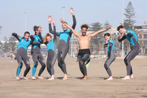Group surf lessons - surf for rent in essaouira - RENTS.ma