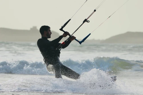 Kitesurfing course in Essaouira 🪁 | lessons, surfing, wingfoil - surf for rent in essaouira - RENTS.ma