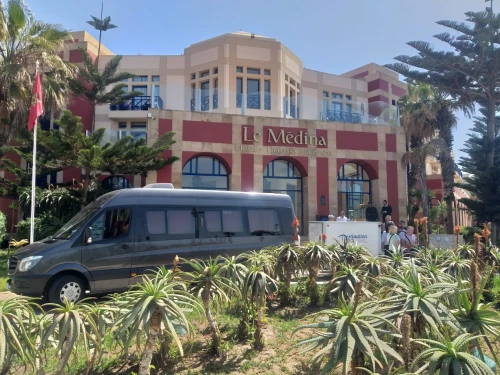 DESTINATION CAR – Premier Tourist Transport & Minibus Rental - transportation for rent in rabat - RENTS.ma